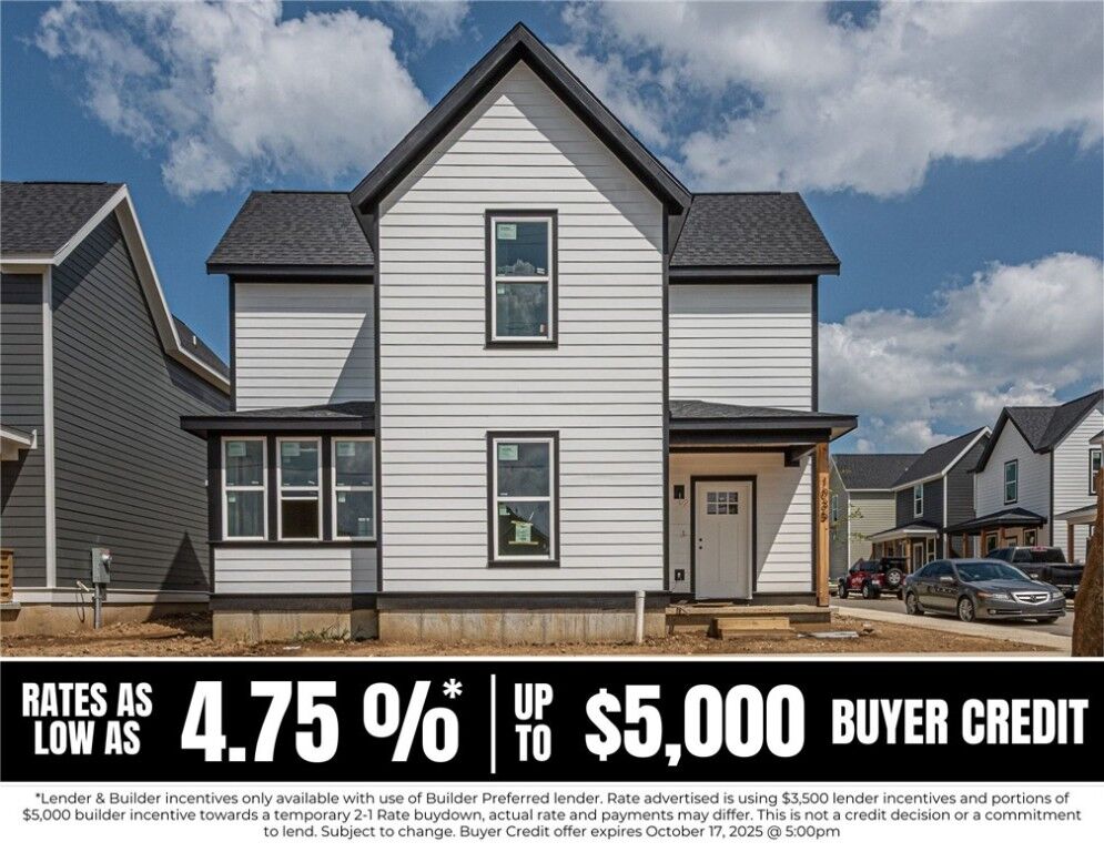 Property Photo: 1035 S Laramie Heights AR 72704