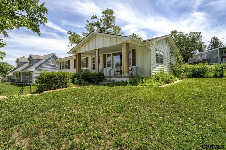 Property Photo:  4509 Ridgeway Road  NE 68134 