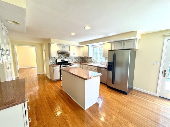 Property Photo:  322 Lowell Street  MA 02420 