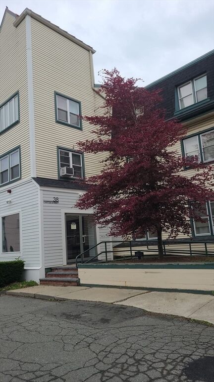 Property Photo:  38 Carter St 303  MA 02149 