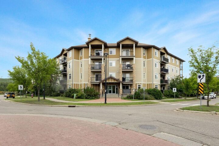 108 Denholm Gate 401  Fort McMurray AB T9H 0B3 photo
