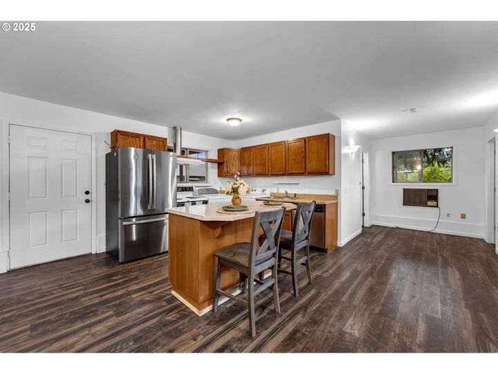 Property Photo:  12 Valley Dr  WA 98610 