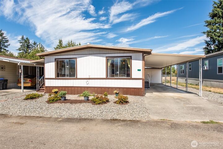Property Photo:  400  Gupster Road 7  WA 98382 