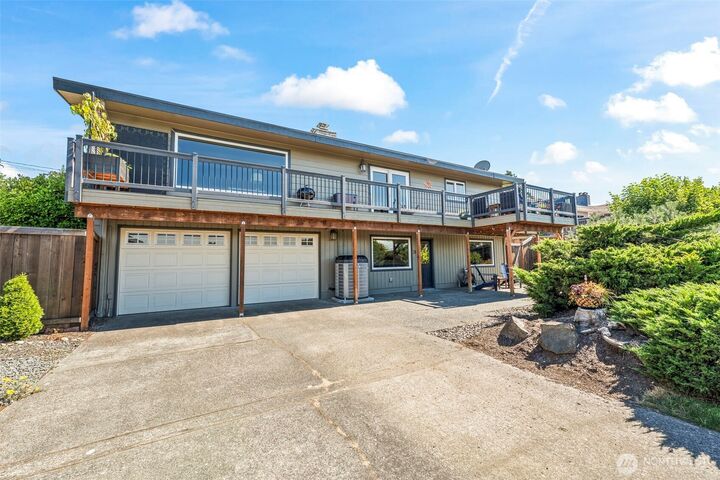 Property Photo:  1760 N James Street  WA 98406 