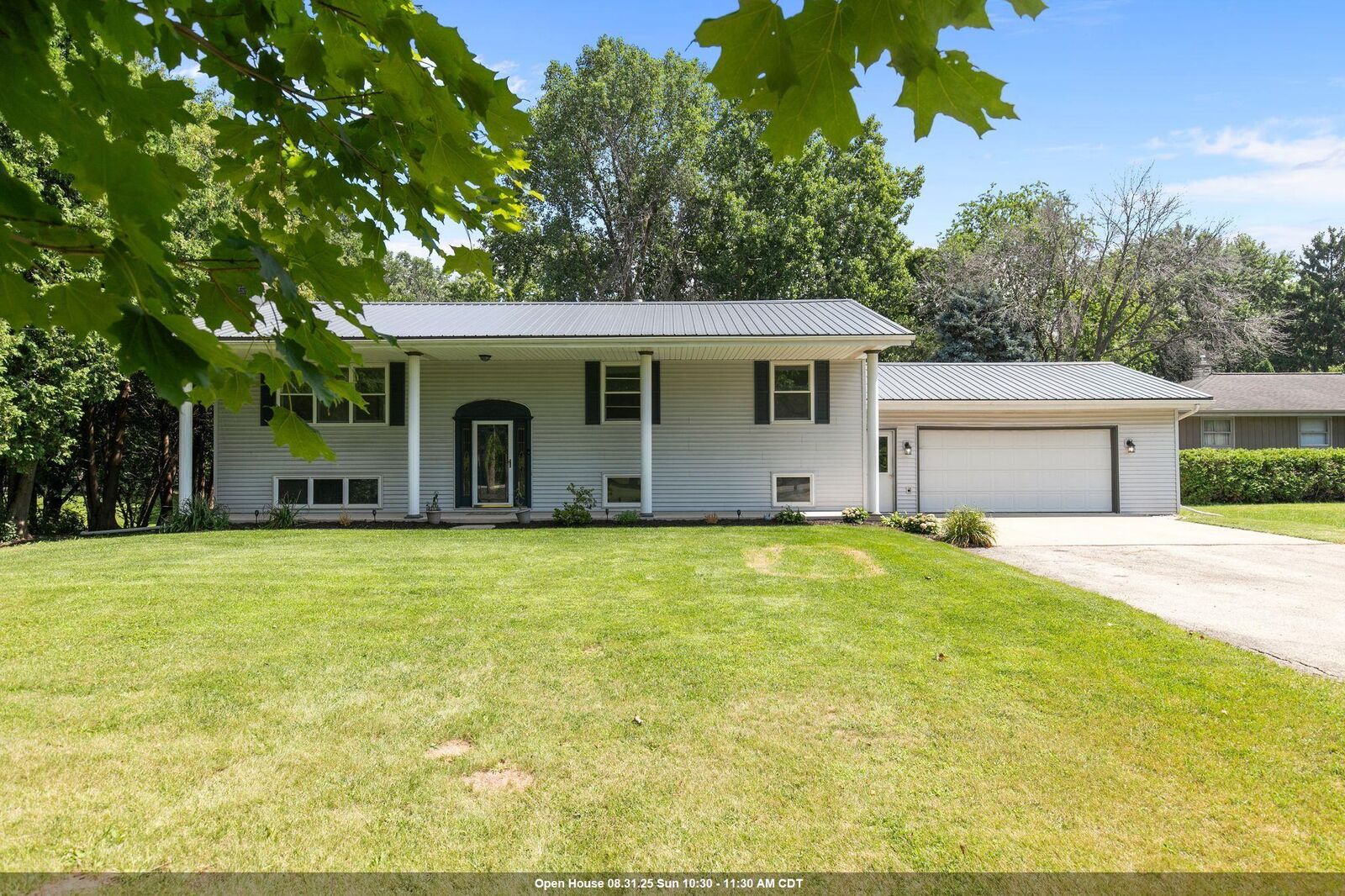 Property Photo: 25 S Keller Park Drive WI 54914