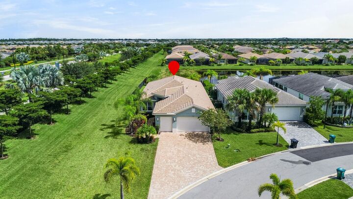 Property Photo:  11815 SW Sailfish Isles Way  FL 34987 