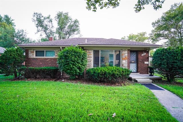 Property Photo: 13941 Pearson Street MI 48237