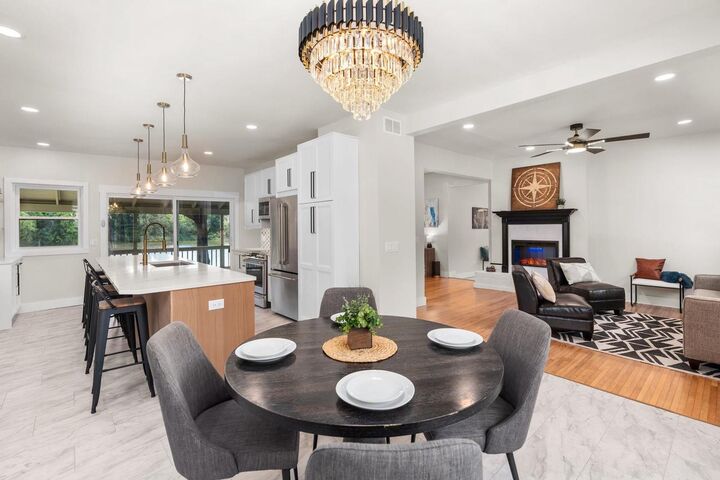 Property Photo: 9020 North Rock River Drive WI 53534
