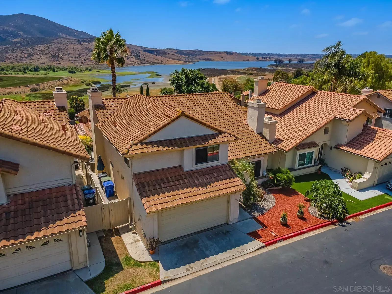 Property Photo: 10137 Greenleaf Rd CA 91977