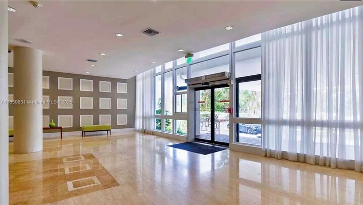 Property Photo: 7441 Wayne Ave 2M FL 33141