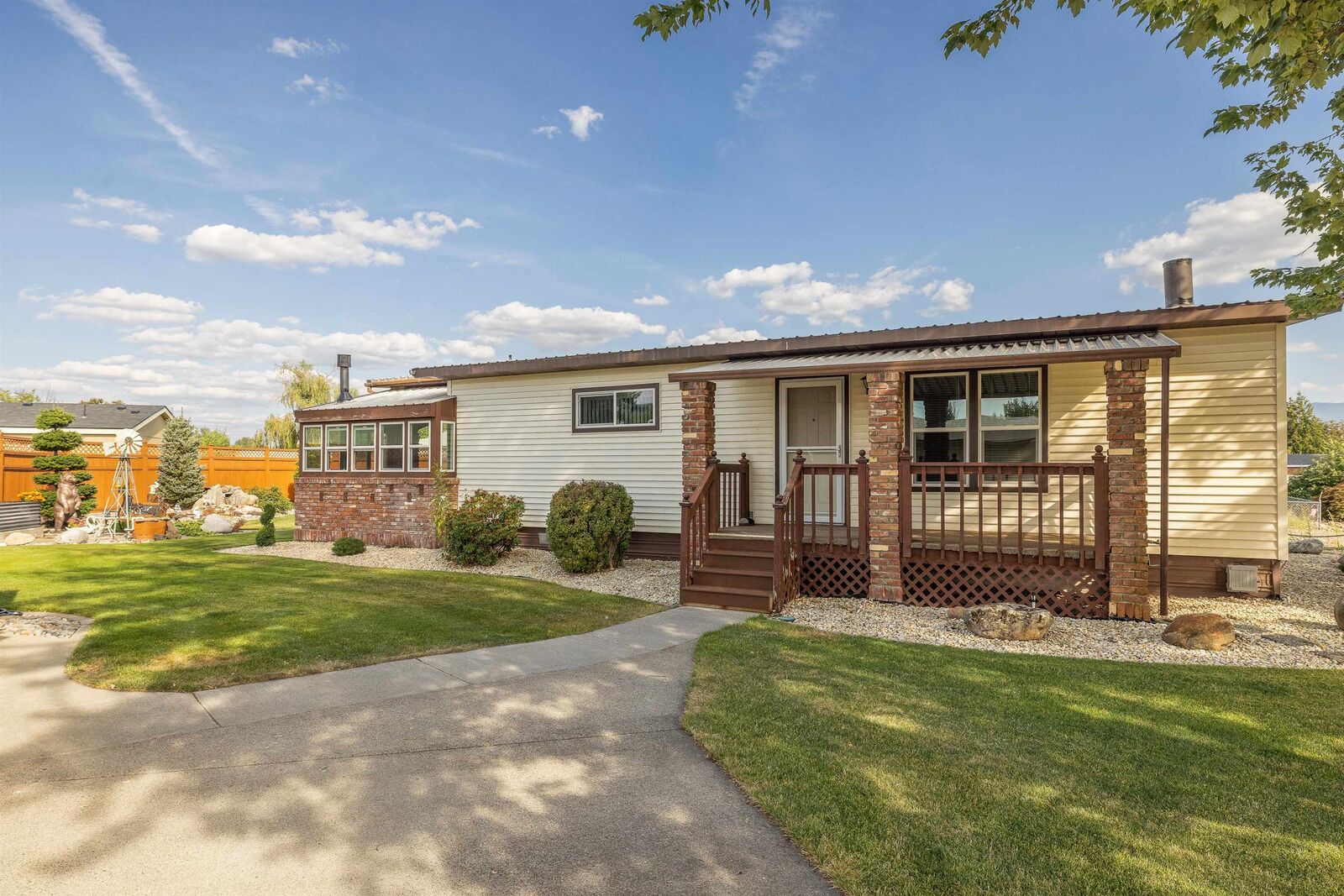 Property Photo:  18715 E Marlin Dr  WA 99027 