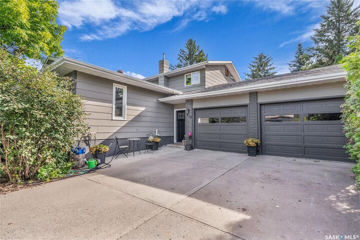 Property Photo:  310 Ball Place  SK S7K 6E5 