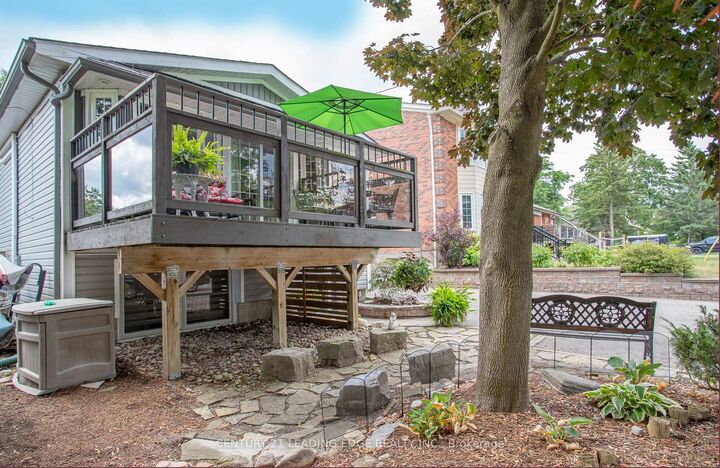 Property Photo: 12 Balson Boulevard ON L4A 2Y3