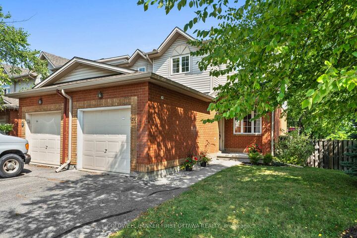 51 Helmsdale Drive  Kanata ON K2K 2S4 photo