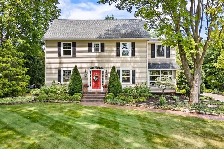 Property Photo:  150 N Countryside Dr  OH 44805 