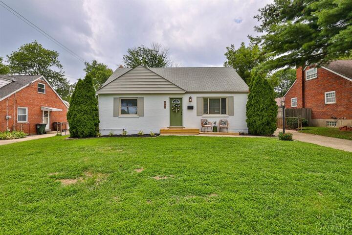Property Photo: 8961 Applewood Drive OH 45236