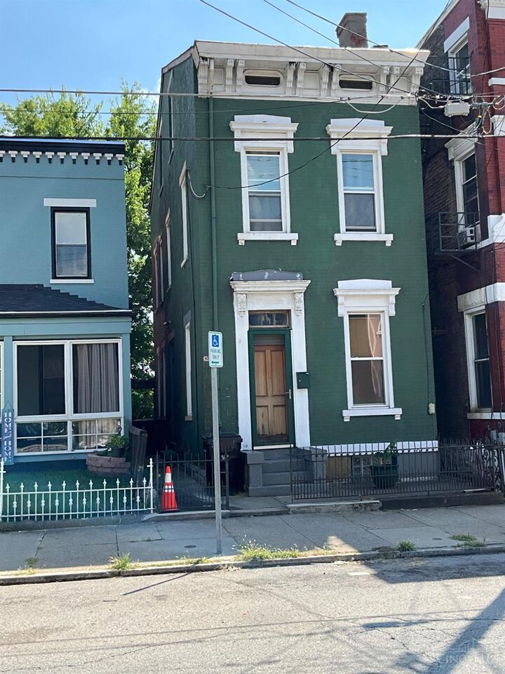 Property Photo:  923 Findlay Street  OH 45214 