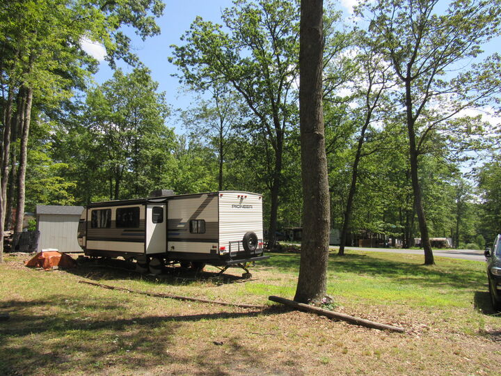 Property Photo: 537 Lynyard Ln / Bonefish Rd PA 15801
