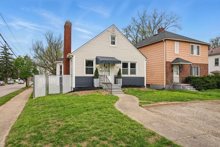 Property Photo: 1329 Studer Avenue OH 43206