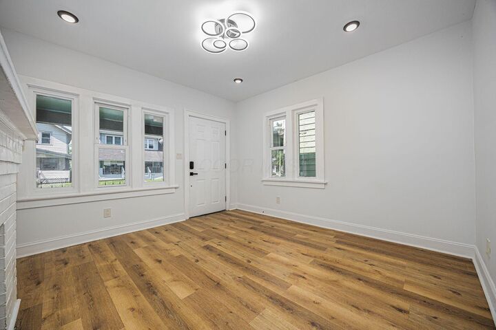 Property Photo: 1442 Hamlet Street OH 43201