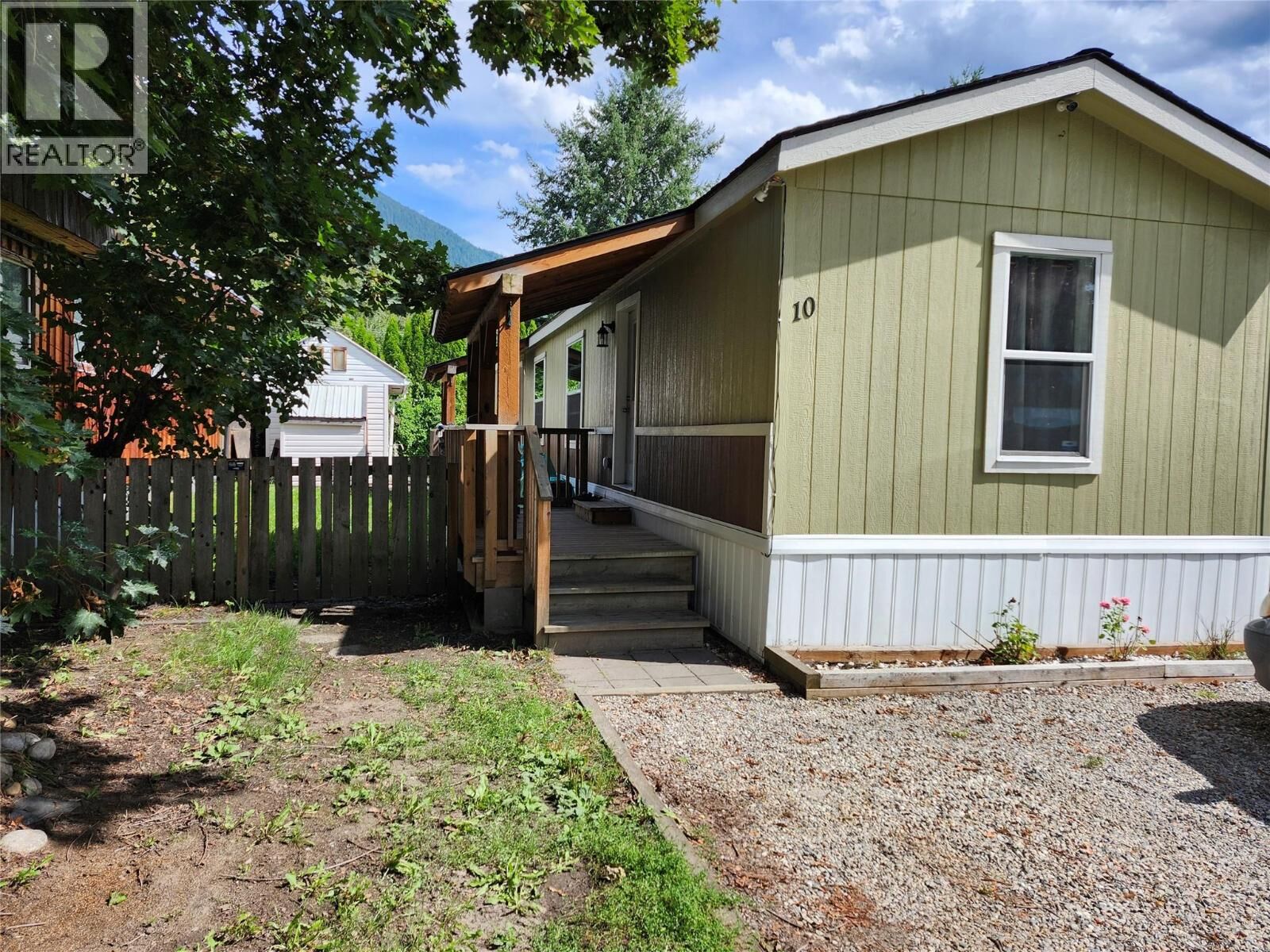Property Photo:  318 Humbert Street 10  BC V0E 2S0 