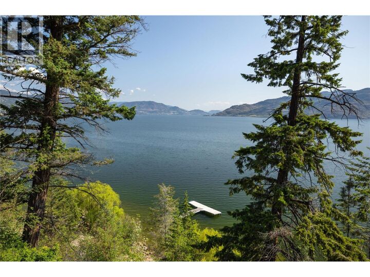Photo de la propriété:  7260 Highway 97 Highway South  BC V0H 1X9 