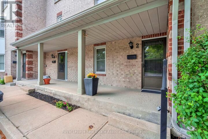 Property Photo: 119 D'Ambrosio Drive 2 ON L4N 7R7
