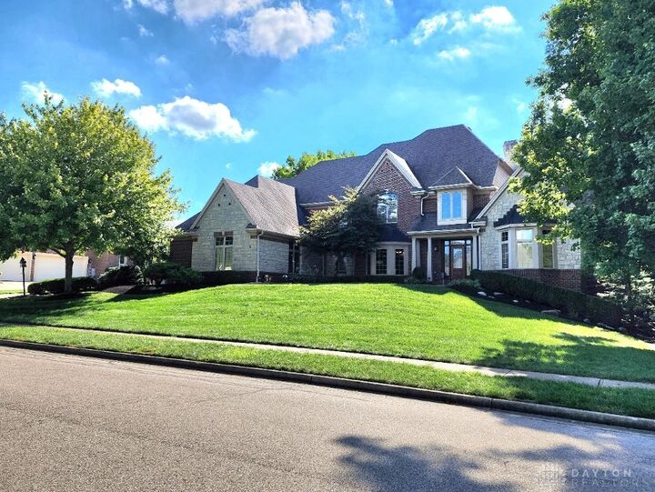 Property Photo: 139 Signature Drive OH 45385