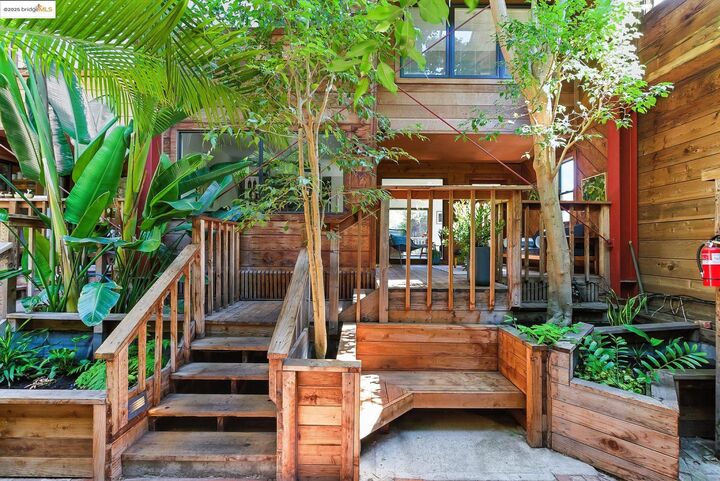 Property Photo: 5321 Miles Ave X CA 94618