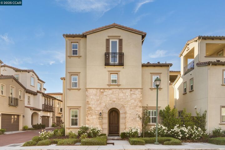 Property Photo:  5110 Rowan Dr  CA 94582 