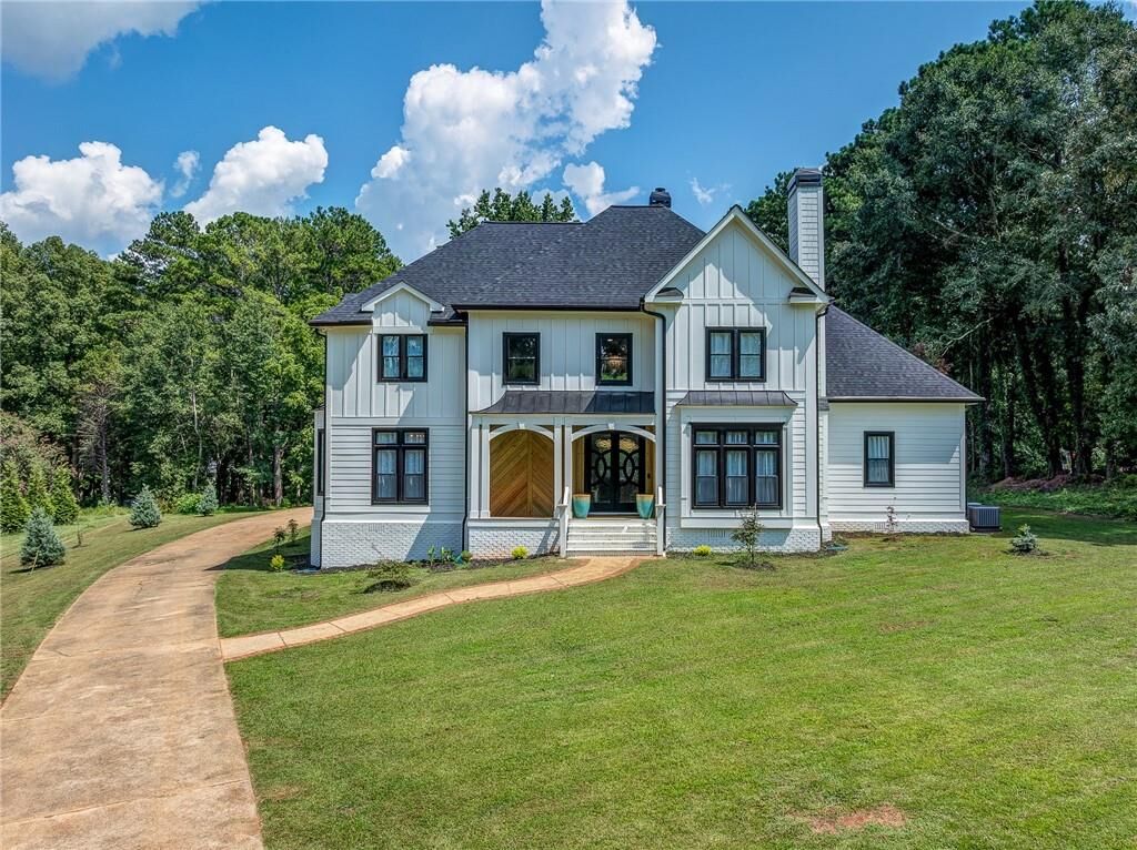 Property Photo: 1860 Chambers Road GA 30253