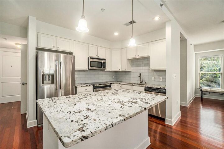 Property Photo: 200 River Vista Drive 307 GA 30339