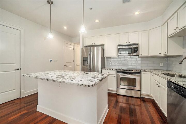 Property Photo:  200 River Vista Drive 307  GA 30339 