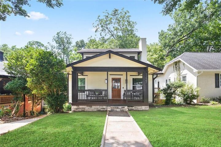 Property Photo:  1227 Epworth Street SW  GA 30310 