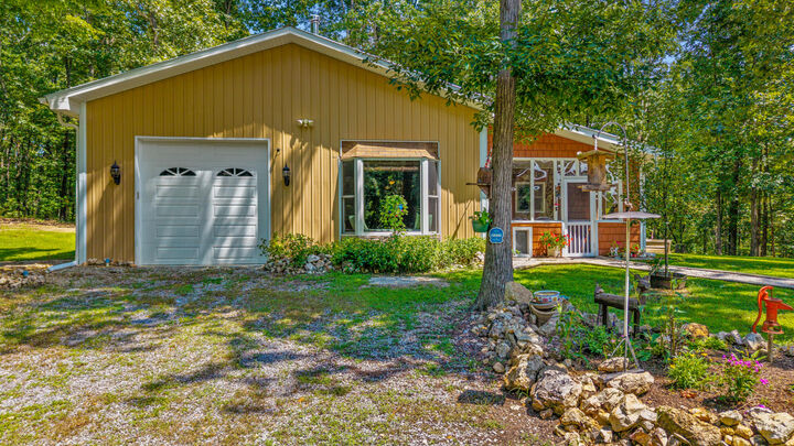 Property Photo:  63 County Road 100  TN 37322 