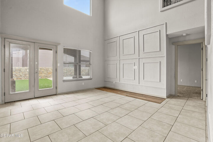 Property Photo: 5517 Manuel Moreno Drive TX 79934