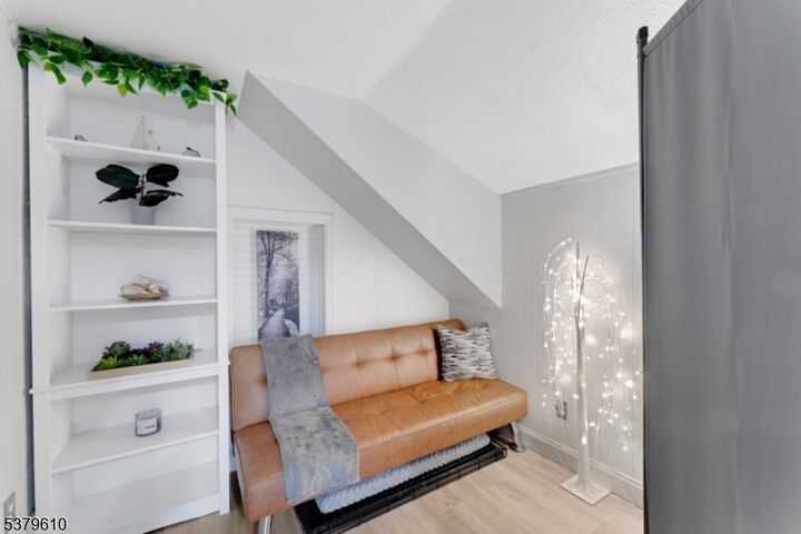 Property Photo:  88 Stanhope Rd  NJ 07871 