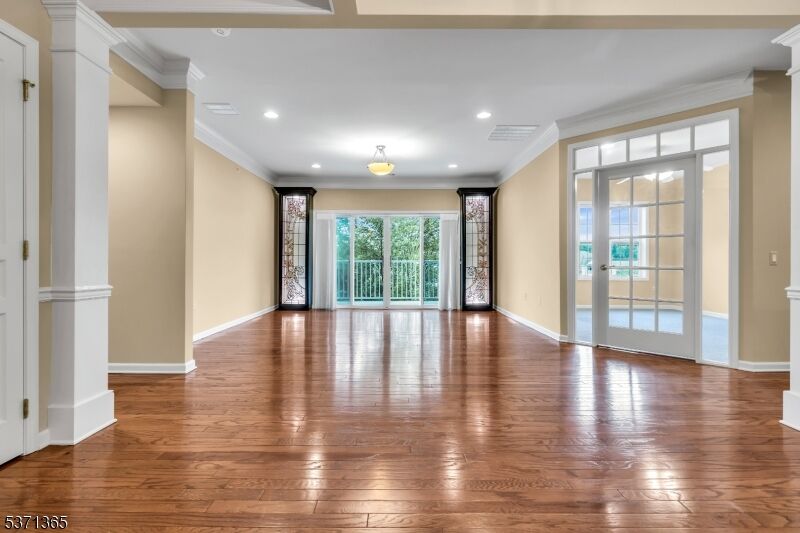 Property Photo:  3308 Chesterwood Way  NJ 08873 
