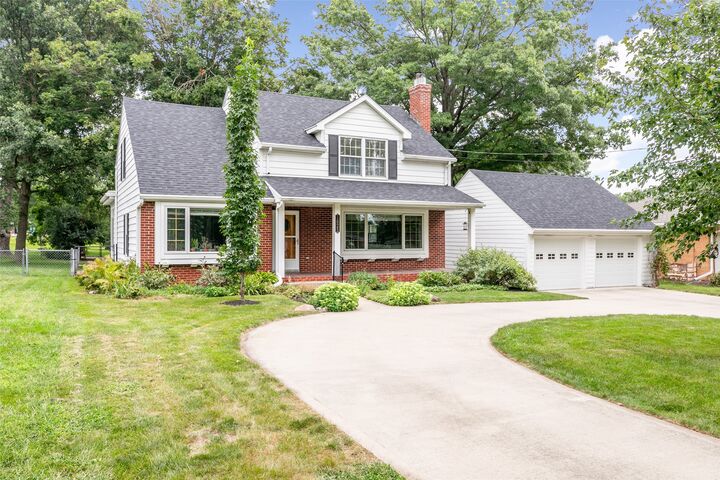 Property Photo: 1025 13th Street IA 50265