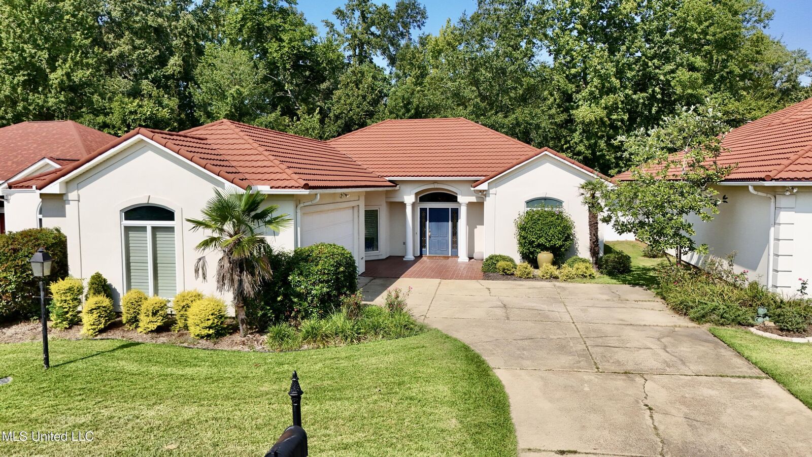 Property Photo: 114 Afton Way MS 39056