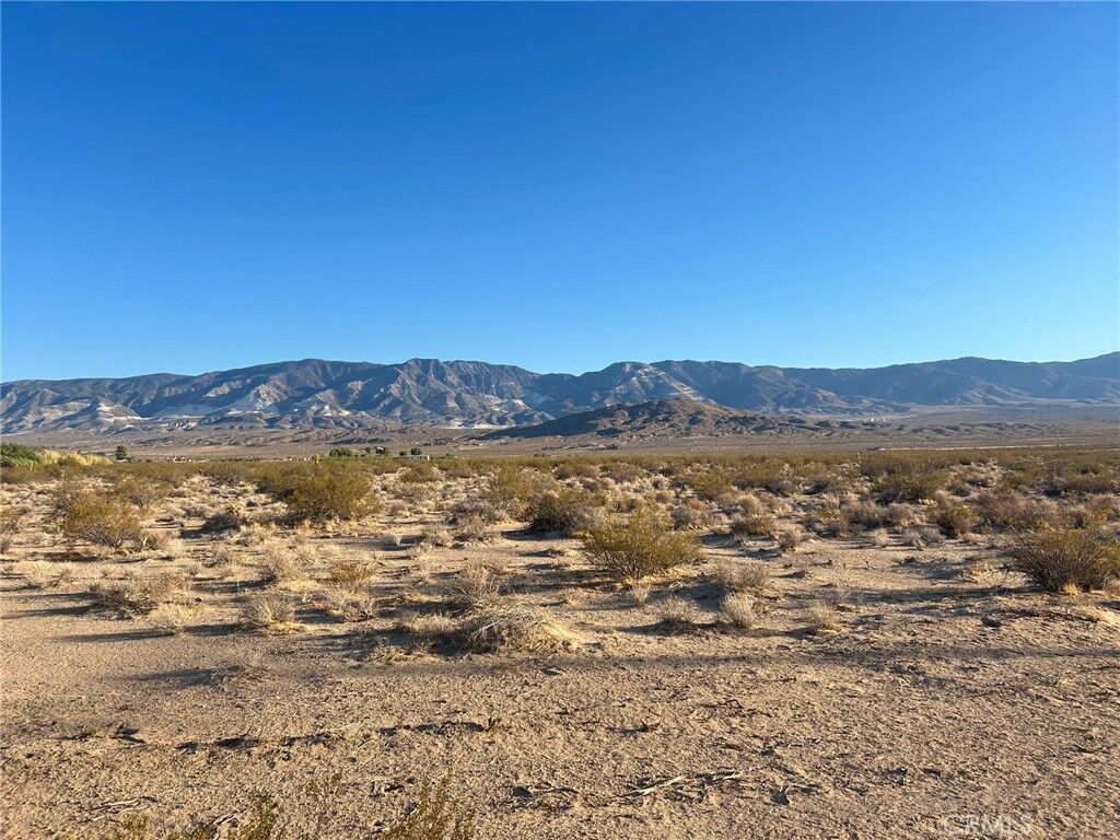 Property Photo:  22 Clark St  CA 92356 