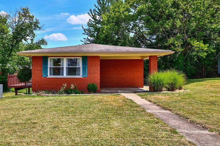 Property Photo:  3948 Thomas Drive  KY 41018 