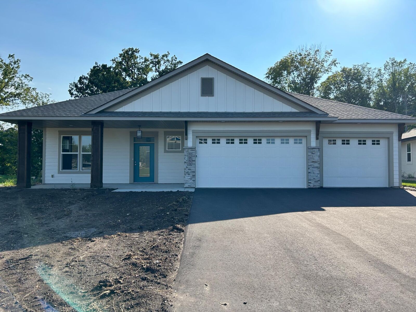 Property Photo: 1953 Woods Point MN 55387