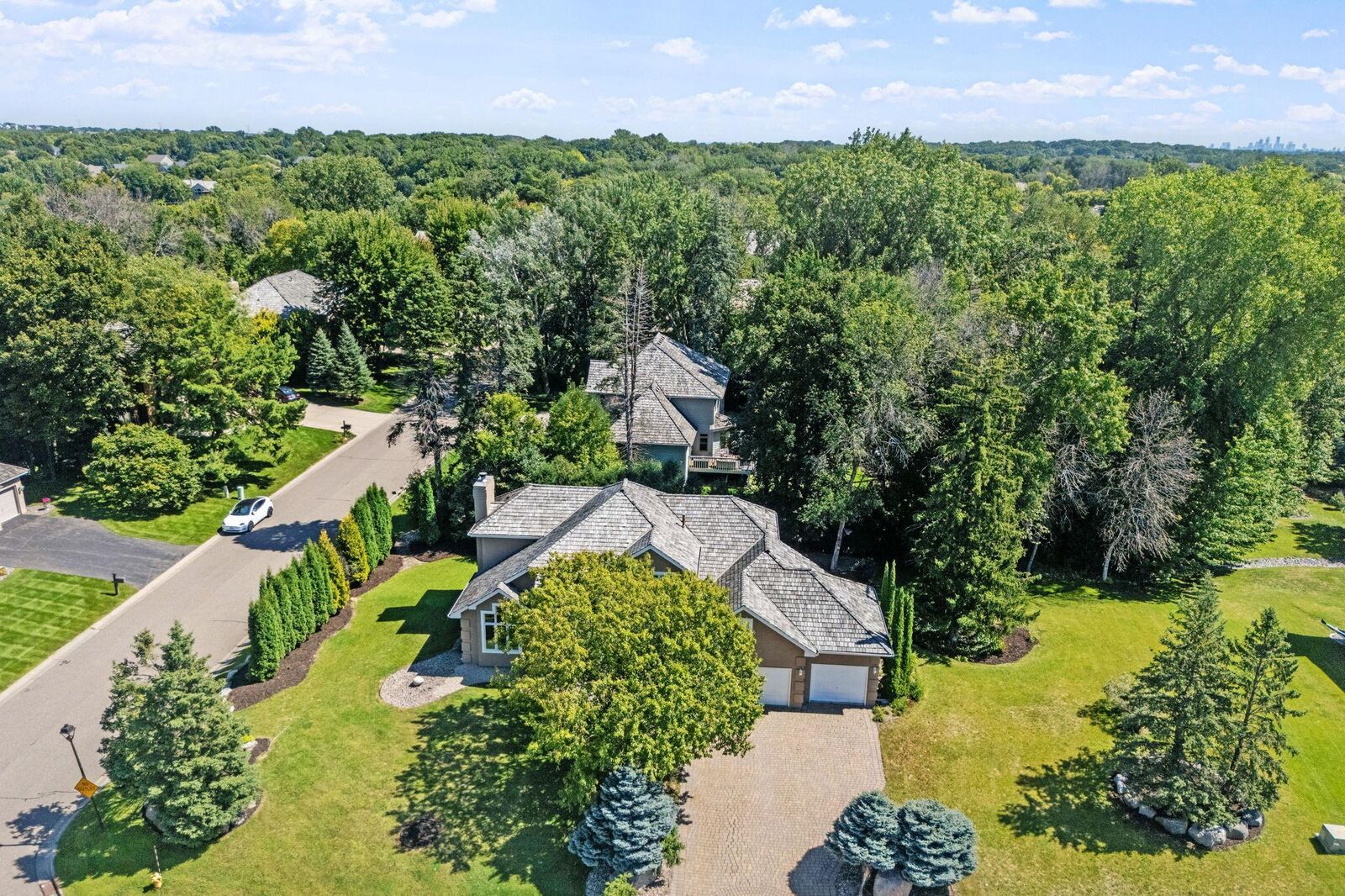 Property Photo:  4490 Dunkirk Lane N  MN 55446 