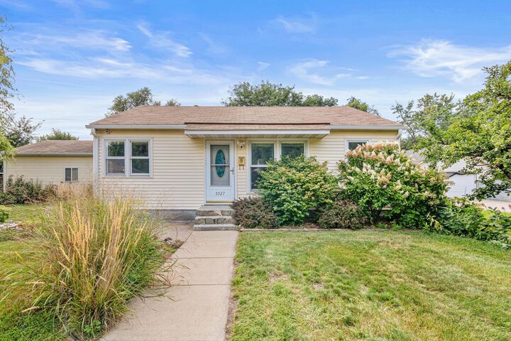 5527 Fremont Avenue N  Brooklyn Center MN 55430 photo