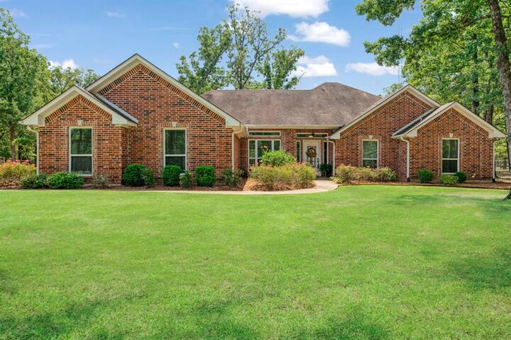 Property Photo: 320 County Road 42560 TX 75462