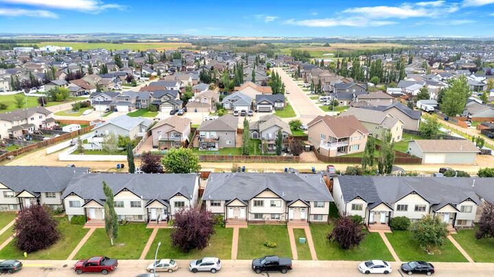 Property Photo: 5461 Prairie Ridge Avenue AB T4M 0C4