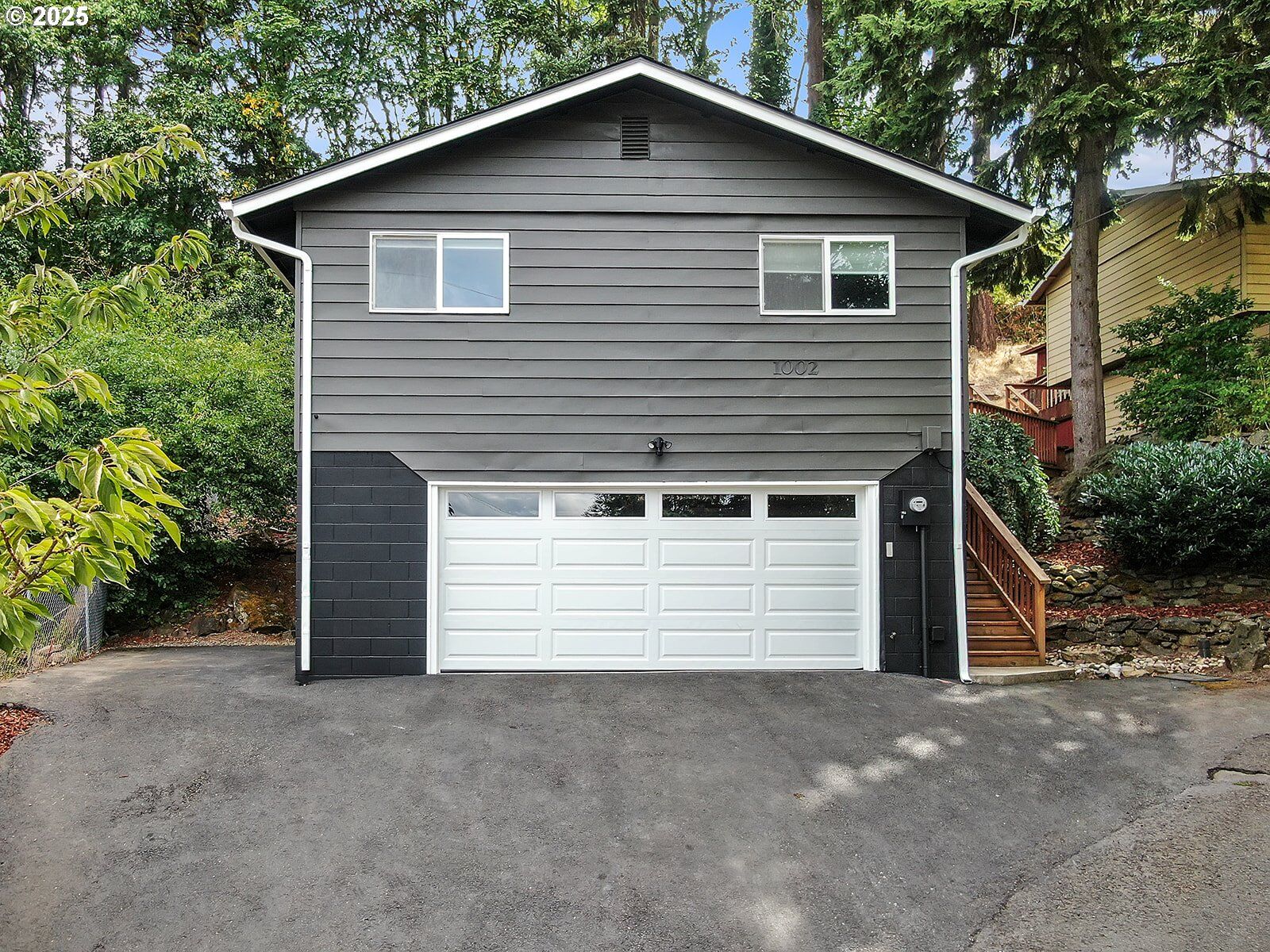 Property Photo: 1002 N 1st St WA 98625