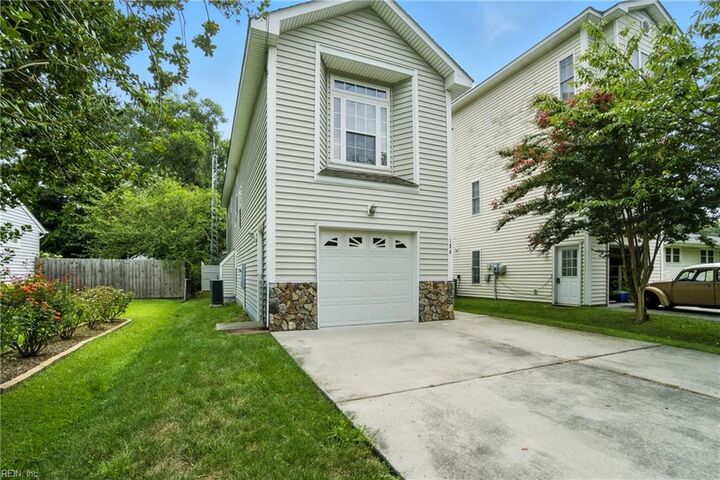 124 S Fir Ave  Virginia Beach VA 23452 photo