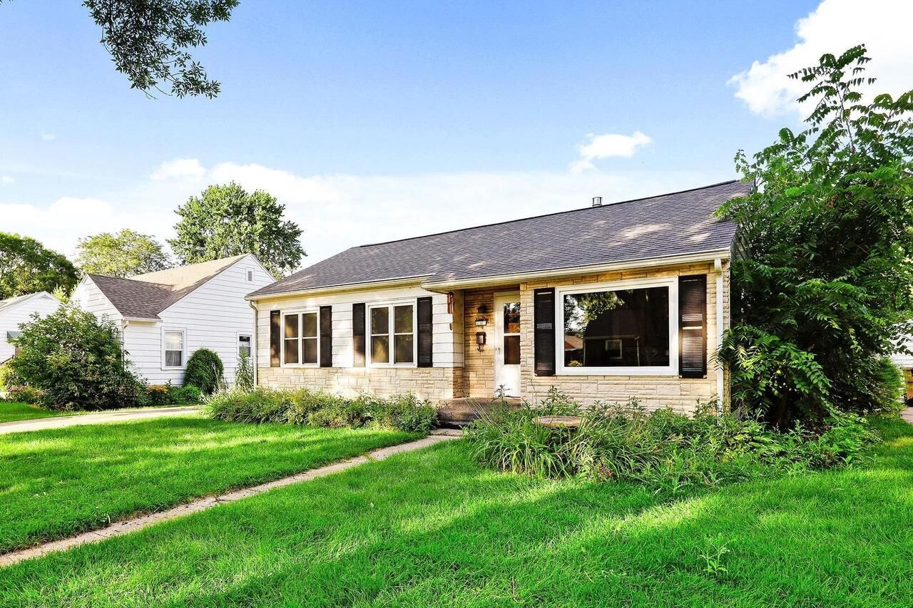 Property Photo: 3818 Johns Street WI 53714